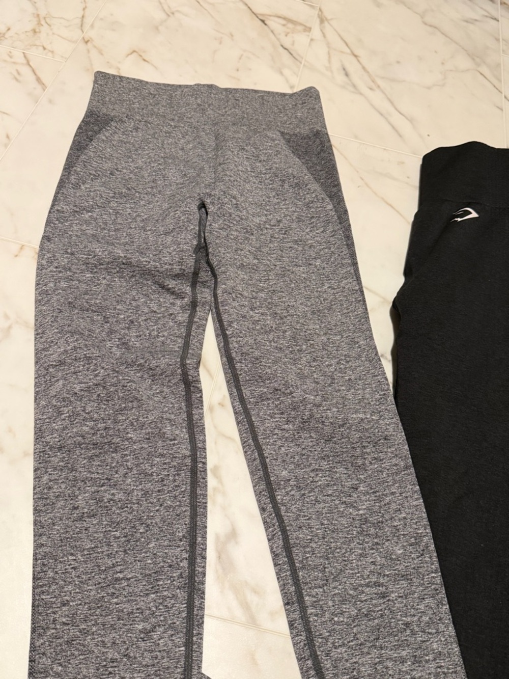Gymshark Multi-Pack Leggings in Black, Gray and Pink-Trim Bundle of 5 - Picture 11 of 11